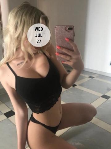 Полина Кудрявая Блондинка фото 3